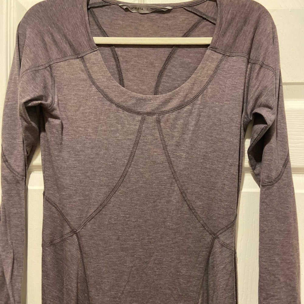 Athleta Weekender long-sleeved maxi dress in burgundy, size small - Picture 4 of 4